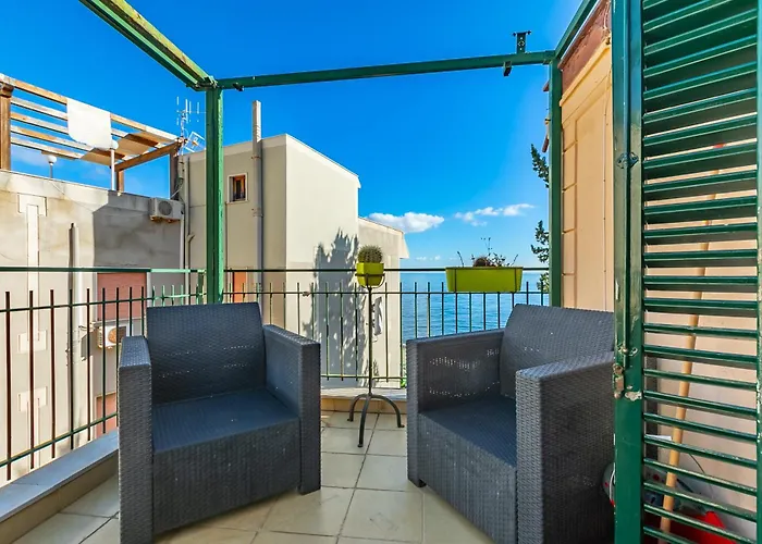 Lejlighed Guesthost - Sea View Charm - Mondello With Terrace Palermo